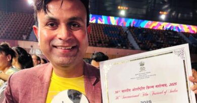 ‘सिल्व्हर पिकॅाक इंटरनॅशनल सेक्शन’मध्ये ‘गोंधळ’ला सर्वोत्कृष्ट दिग्दर्शक पुरस्कार