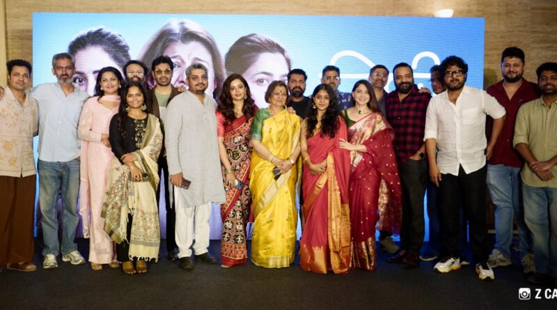 आई -मुलीच्या नात्याचा हळवा प्रवास उलगडणारा ‘तिघी’चा ट्रेलर प्रदर्शित