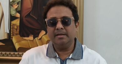 Rockstar Chintan Bakivala, They had recently recorded a beautiful song with Asha Bhonsal ji together and were eagerly looking forward to creating three more. Rockstar Chintan Bakivala, They had recently recorded a beautiful song with Asha Bhonsal ji together and were eagerly looking forward to creating three more.